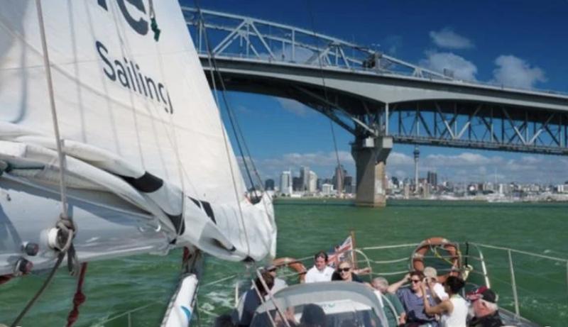 Harbour Sailing Cruise - Explore